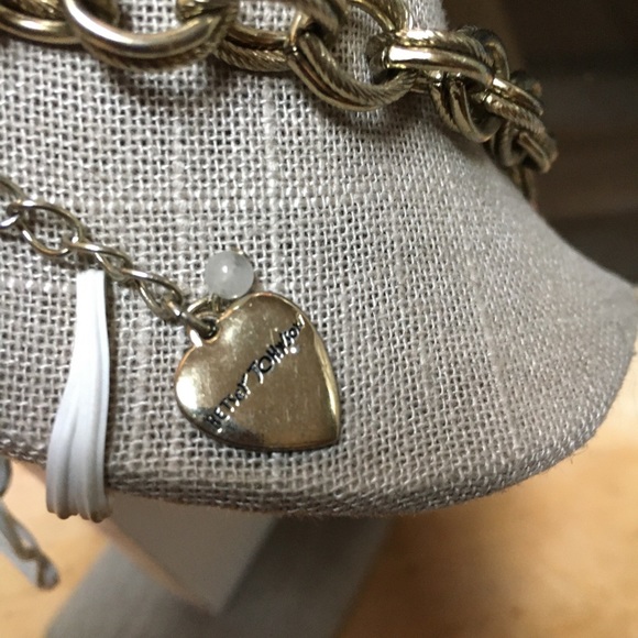 Betsey Johnson rare heart and lock necklace with box not original to necklace - Picture 4 of 9